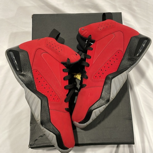 Jordan Lift Off - Picture 4 of 5